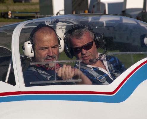 Zweisitziger Motorsegler KIAV Cockpit