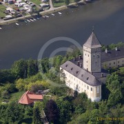 Schloss Neuhaus