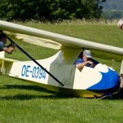 Es fliegt wieder