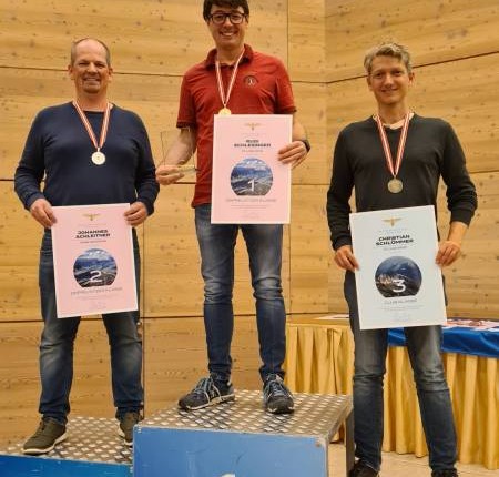 links: Vizemeister Johannes Achleitner